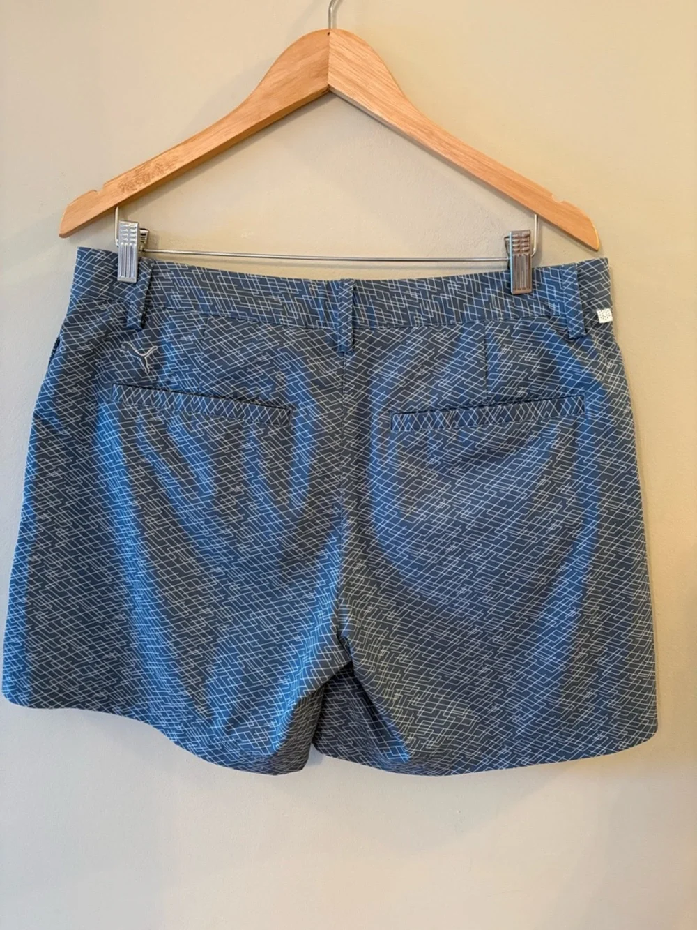 Puma Blue Geometric Print Golfing Women’s Shorts, Sz 12. - Picture 2 of 10